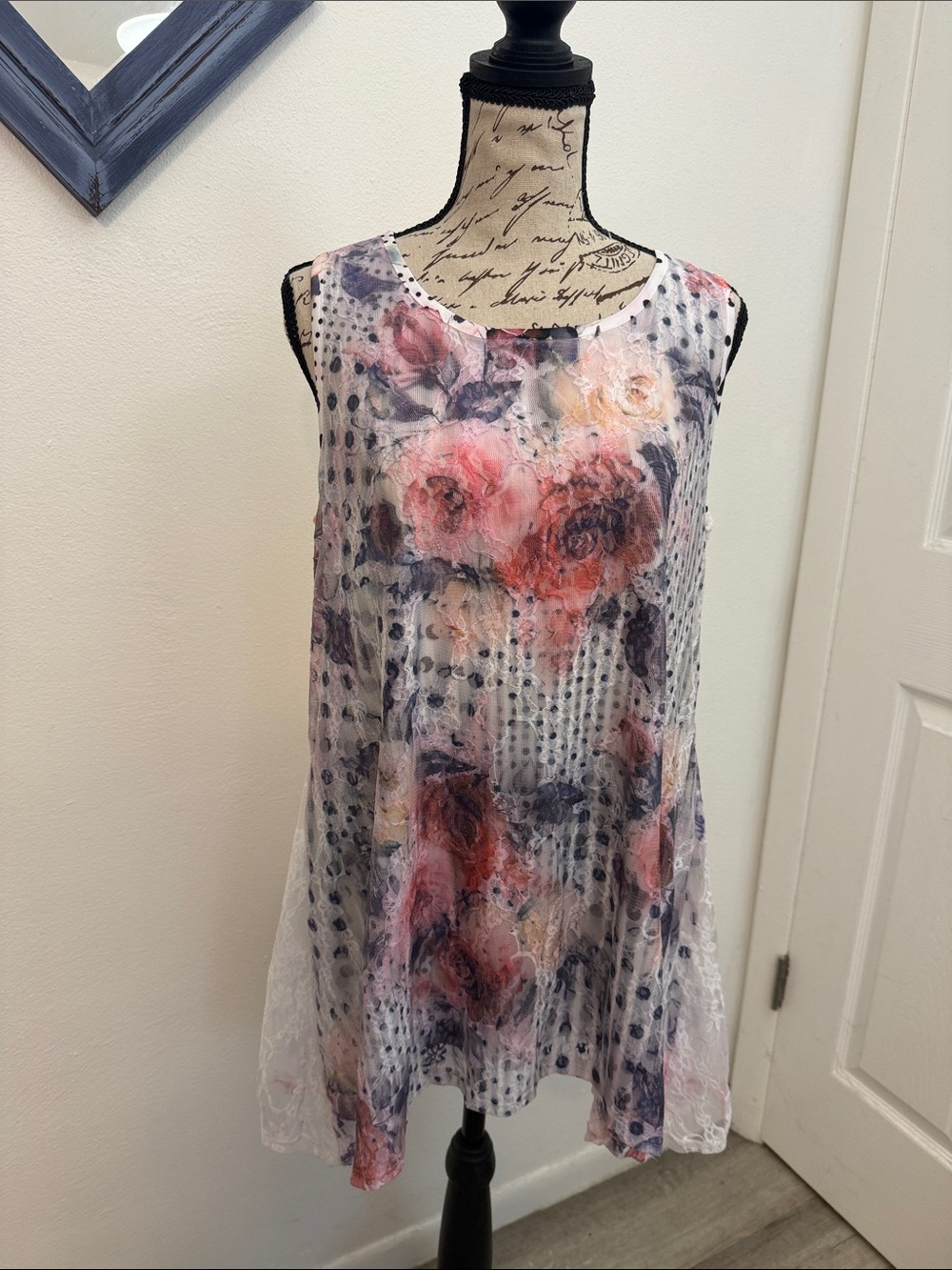 Brittany Black Blush Floral & Polka Dot Lace-Trim Sleeveless Tunic NWT